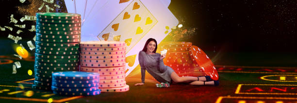 female holding two aces, smiling, sitting on green playing table with stacks of colorful chips, playing cards. flying dollars and coins. poker, casino - gambling chip poker casino ace imagens e fotografias de stock