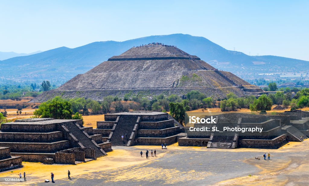 Pirámide Del Sol Teotihuacan México Foto de stock y más banco de imágenes  de México - México, Culturas, Forma piramidal - iStock