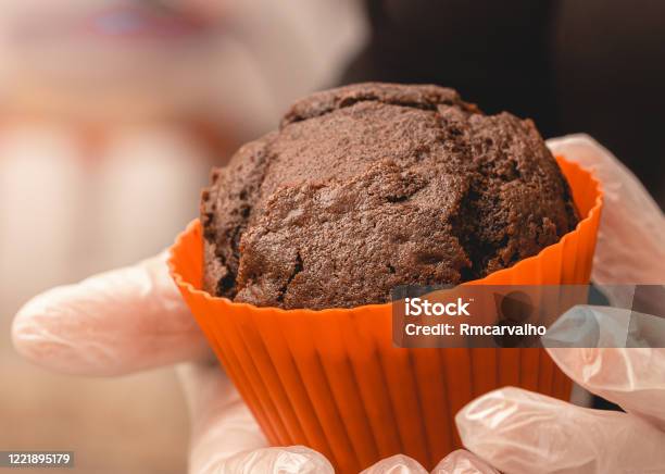 Chocolate Cake In Mini Silicone Cake Pan Stock Photo - Download Image Now - Baking Pan, Silicone, Bakery