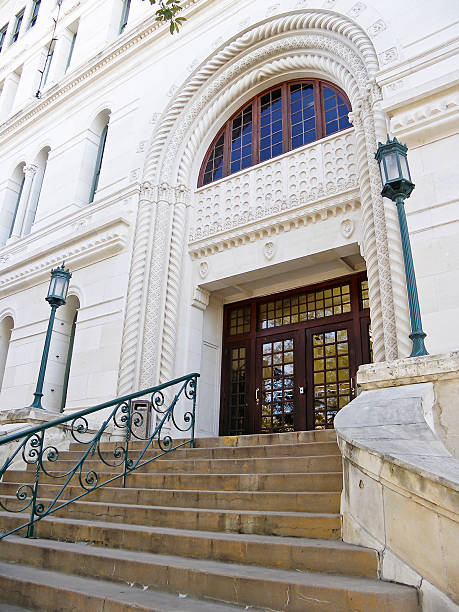 istock San Antonio's City Hall 122192092