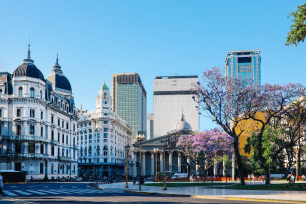 istock Sunny day in Buenos Aires 1221936631