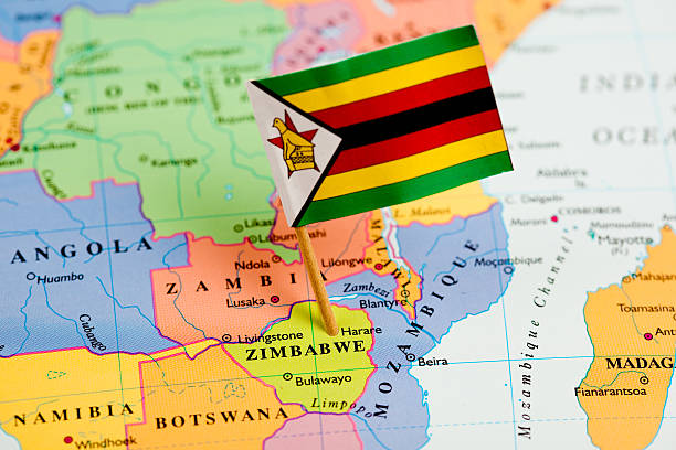 지도 및 플랙 짐바브웨 - botswanan flag 뉴스 사진 이미지