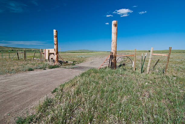 istock Large Open Ranch and Landscape in Big Sky Montana 122194636
