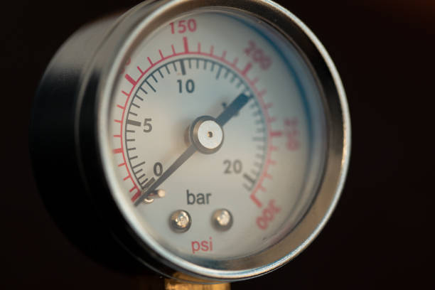 istock Round device for pressure measurement. Dial gauge. Pressure gauge at zero. 1221963335