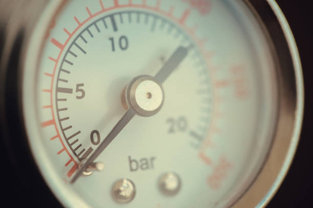 istock Round device for pressure measurement. Dial gauge. Pressure gauge at zero. 1221964357