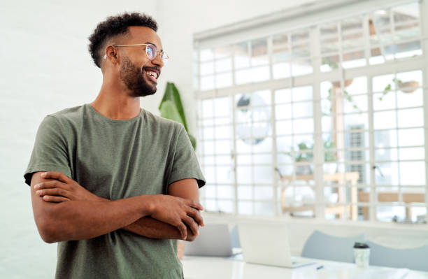 istock Keeping his eye out for new opportunities 1221983504