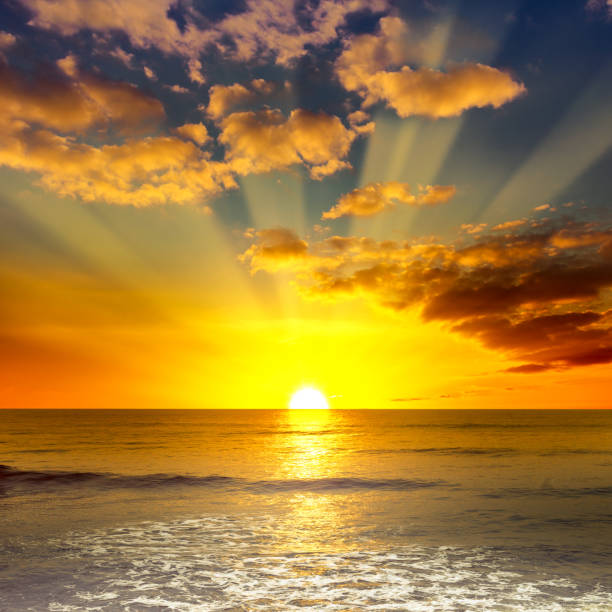 istock Majestic bright sunrise over ocean 1222004453