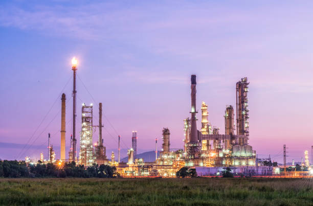 istock Oil refinery plant at twilight sky 1222029106
