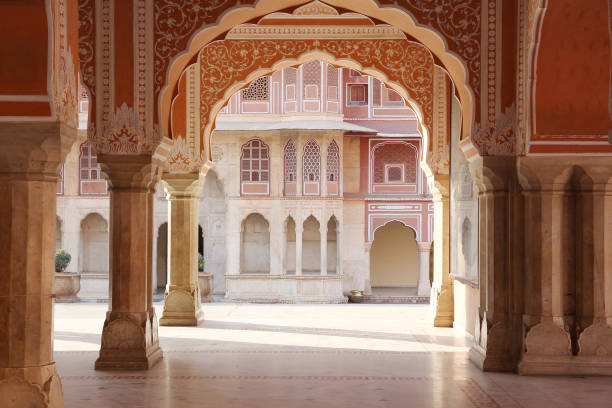 beautiful "hall of private audience" in jaipur city palace, rajasthan, india. - jaipur city palace imagens e fotografias de stock