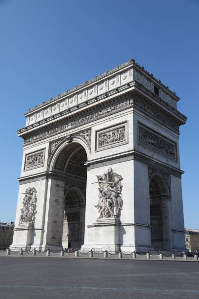 istock Beautiful view of the Arc de Triomphe, Paris 1222116197