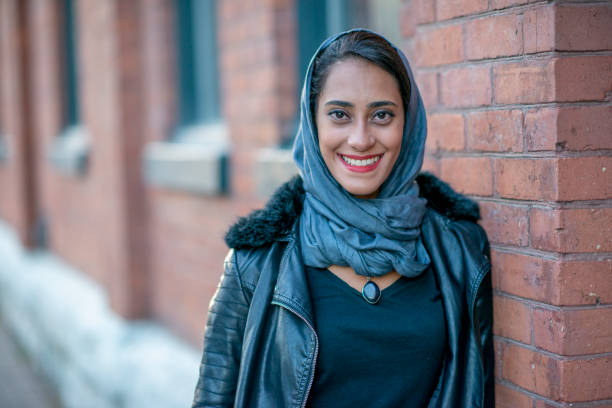 istock Islamic woman outside 1222116999