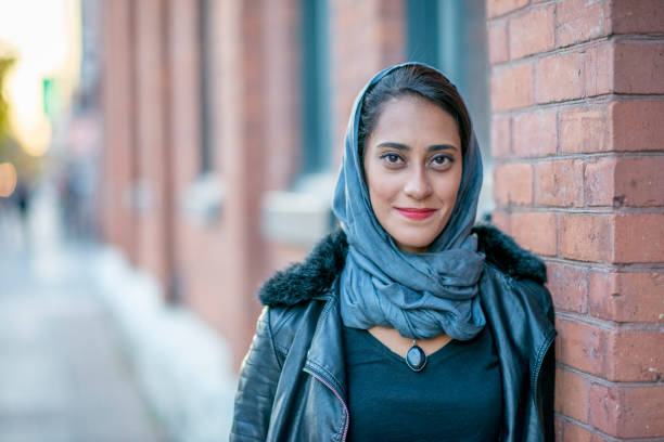 istock Islamic woman outside 1222117002