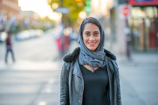 istock Islamic woman outside 1222117004