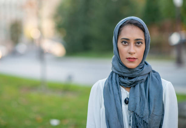 istock Islamic woman outside 1222117026