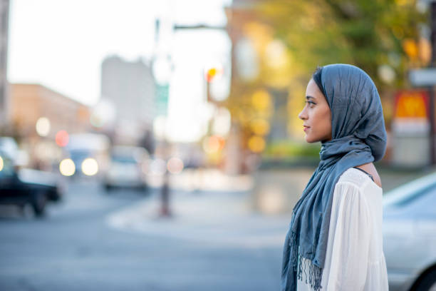 istock Islamic woman outside 1222117055