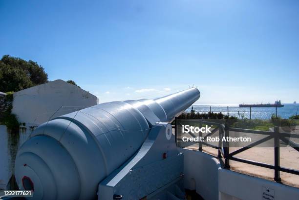 The 100 Ton Gun At The Napier Of Magdala Battery In Gibraltar Stock Photo - Download Image Now