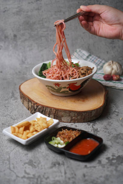 istock Indonesian chicken noodles 1222210008