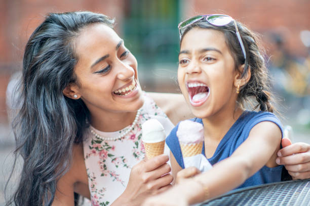 istock Family eating ice cream together 1222223391