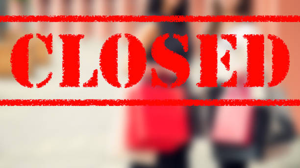 istock Word CLOSED in shopping mall. 1222230583