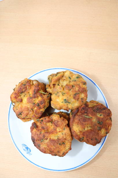 istock meatball, chicken patties 1222256354
