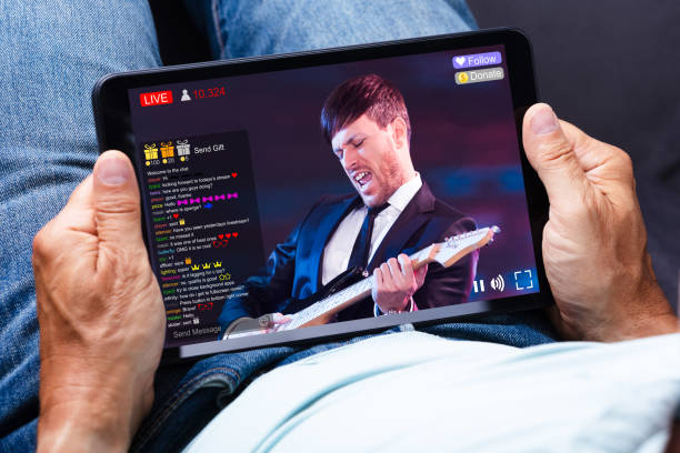 istock Man Holding Digital Tablet With Doctor's Call On Display 1222273128