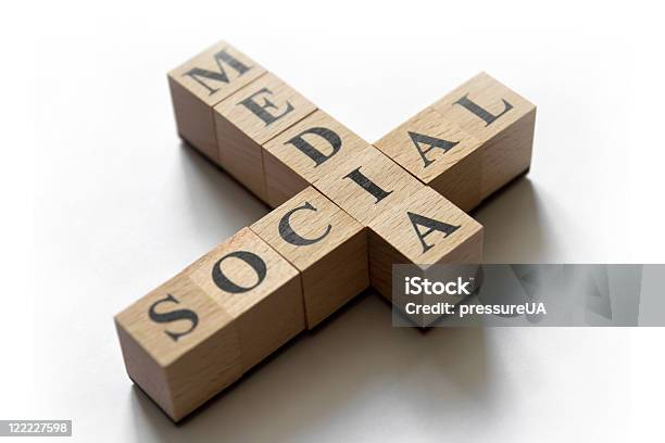 Concepto De Medios Sociales Foto de stock y más banco de imágenes de Accesibilidad - Accesibilidad, Amistad, Blanco - Color