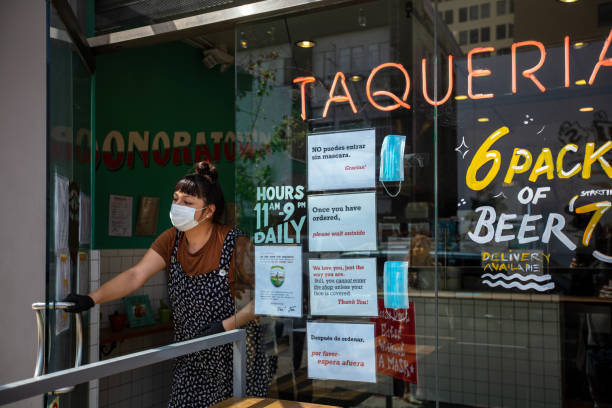 istock Restaurant Owner Opening Up During Covid-19 Lockdown 1222296677
