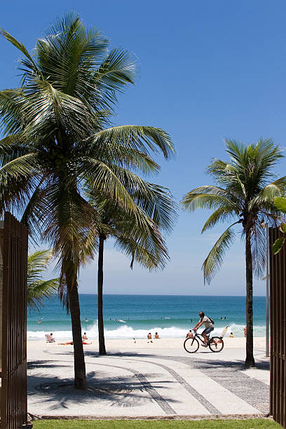istock Rio de Janeiro, Ipanema Beach 122232381