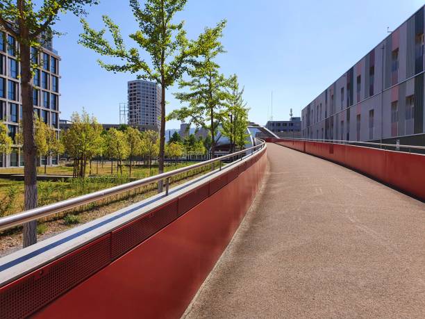 istock Zurich with bikeway 1222353082