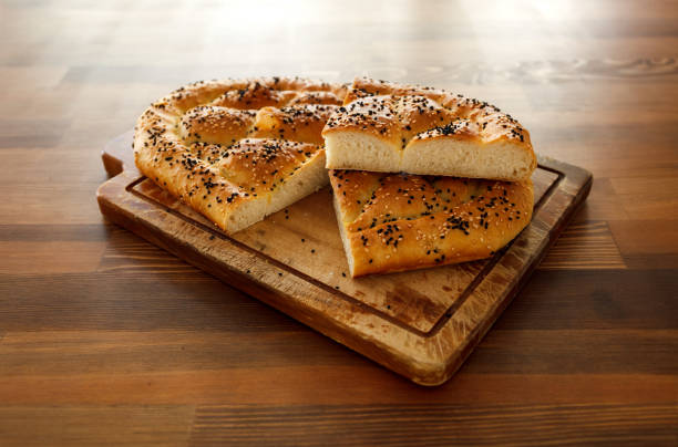 istock Homemade Ramadan pita (order) 1222414653