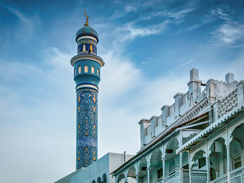 Omán Azul Minaret Muttrah Corniche Mezquita Muscat photo