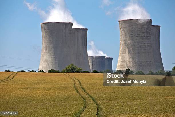 Elektrownia Jądrowa - zdjęcia stockowe i więcej obrazów Elektrownia jądrowa - Elektrownia jądrowa, Pole, Postęp