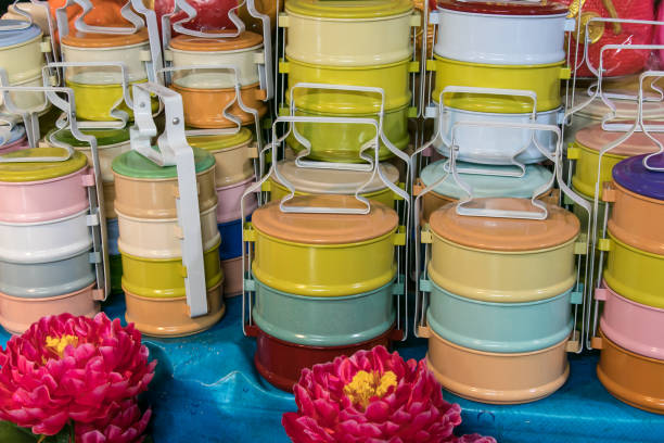 istock food carrier 1222542481