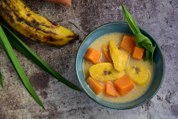 Moqueca de Banana Vegana Tropical - receita deliciosa profissional - passo 3