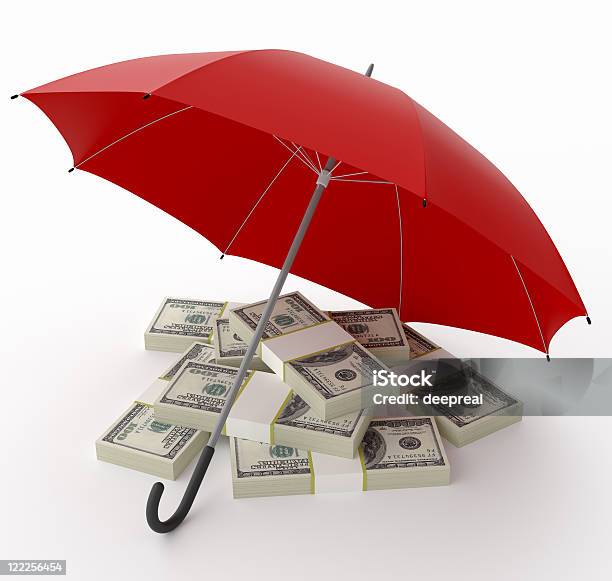 Photo libre de droit de La Protection De Largent banque d'images et plus d'images libres de droit de Parapluie - Parapluie, Monnaie, Fond blanc