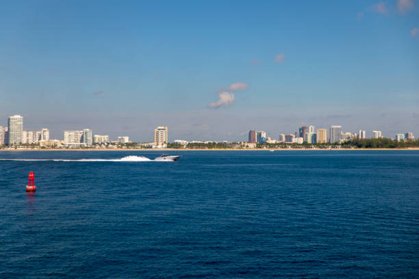 istock Coast of Fort Lauderdale 1222571026