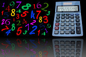 zahlenrechner-berechnen-mathe-kurs.jpg?b=1&s=170x170&k=20&c=1DiD7IG0Moq2kKrtu8BR01srl6nNJrc9ToziyM4G0Zs=