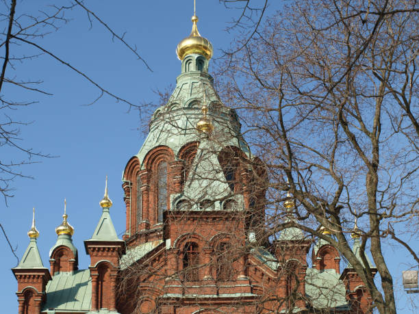 catedral de uspenski - cathedral russian orthodox clear sky tourism fotografías e imágenes de stock