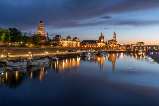 istock Dresden Skyline in the Evening, Saxony, Germany.jpg 1222609363