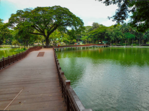 istock Myanmar, Burma, Lake, Garden 1222622335