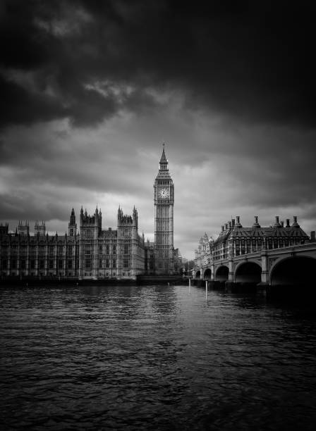 istock Film Noir Style Westminster Bridge And Big Ben 1222735690