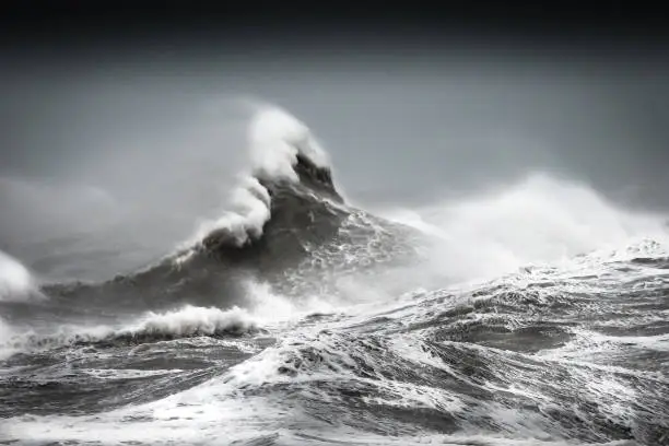 Photo of Storm 'Ciara' hits the South Coast of Britain with strong winds and huge waves