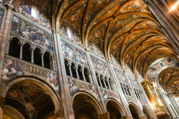 istock Interiors of catholic church (Cattedrale di Parma). 1222752110