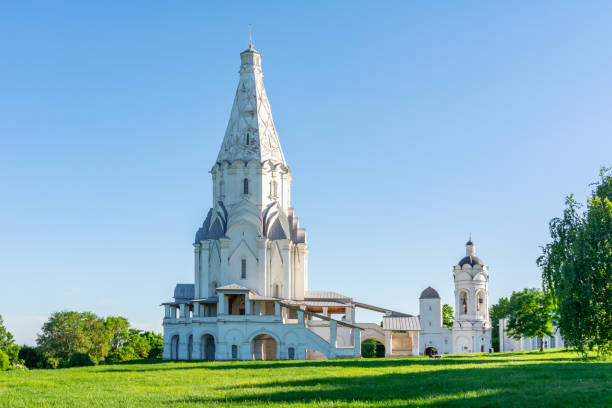 ロシア モスクワ コロメンスコエの昇天教会 - kolomenskoye ストックフォトと画像