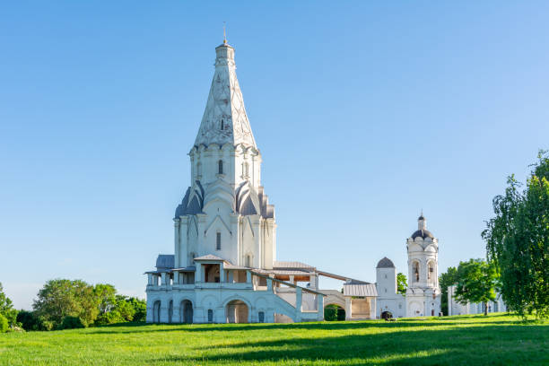 igreja da ascensão em kolomenskoye, moscou, rússia - kolomenskoye - fotografias e filmes do acervo