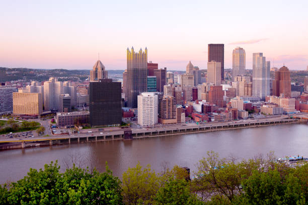 istock Panoramic view of downtown Pittsburgh 1222764268