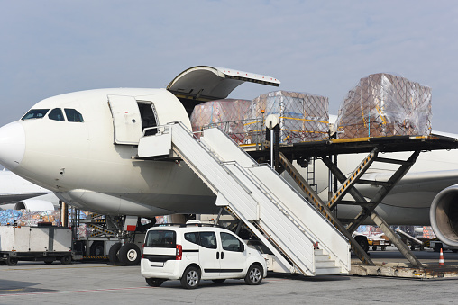 Cargo airplane loading