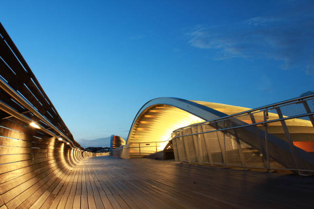 istock curve structure Henderson wave bridge, Henderson road, Singapore 1222803344