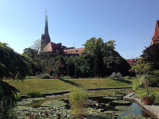 istock Peaceful morning in Wroclaw 1222815261