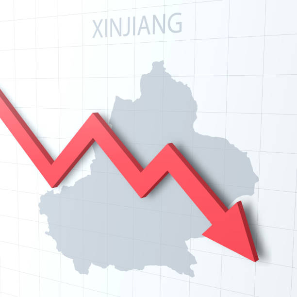 stockillustraties, clipart, cartoons en iconen met dalende rode pijl met de kaart xinjiang op de achtergrond - urumqi